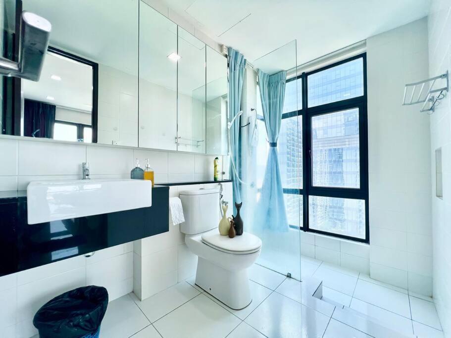 T3 1-10 Pax Trefoil 2room Cozy Wifi Tv * Setia Alam