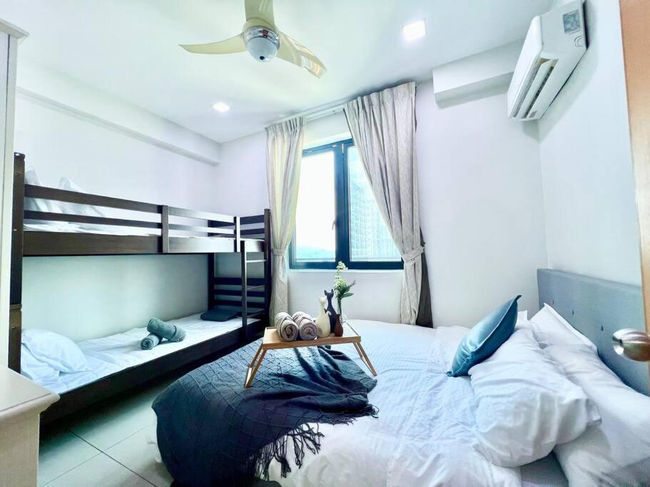 Apartment T3 1-10 Pax Trefoil 2room Cozy Wifi Tv Setia Alam